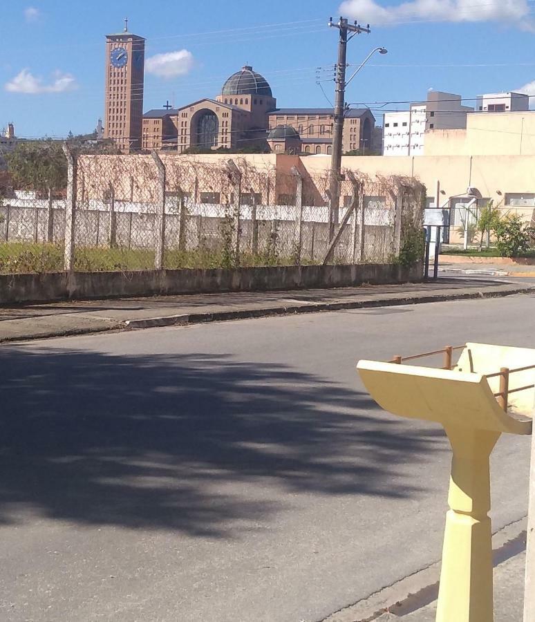 فيلا Casa Aconchegante Proxima A Basilica! أباريسيدا المظهر الخارجي الصورة